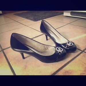 Black Michael Kors pumps
